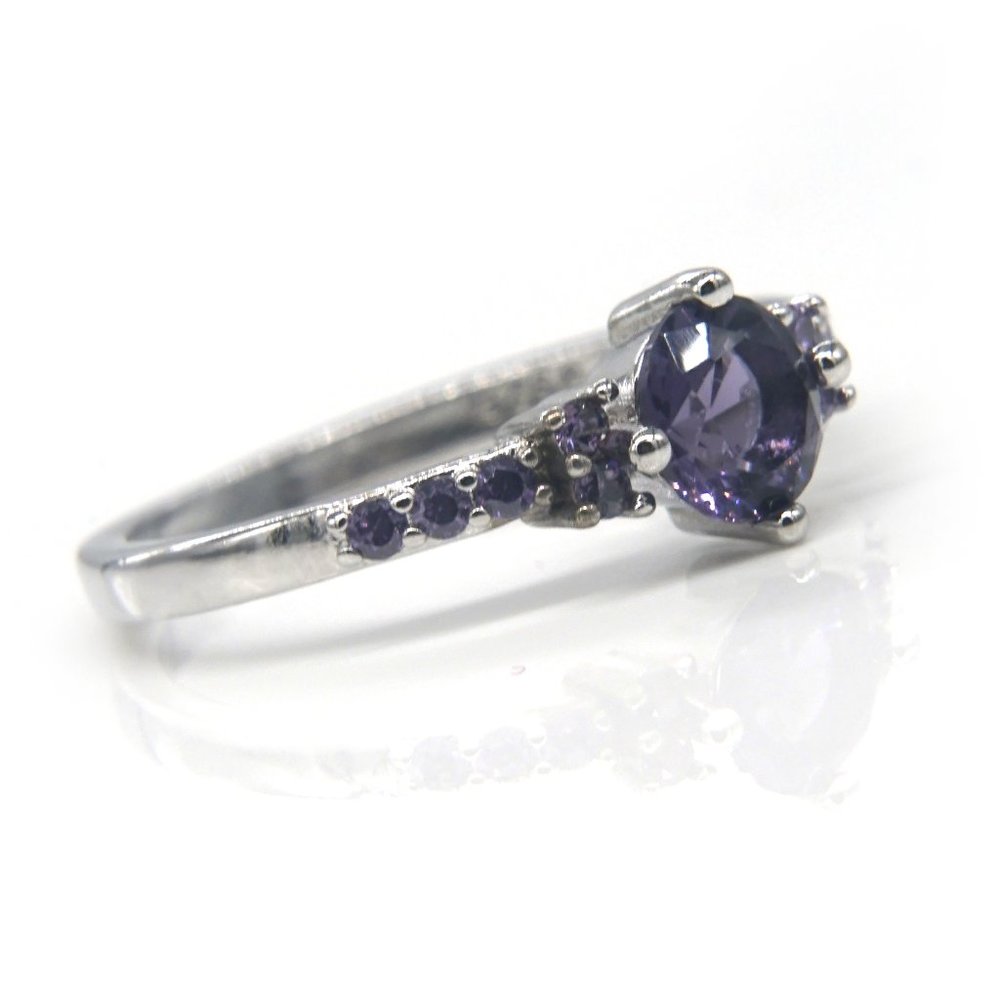 Silver Ring with Amethyst stone